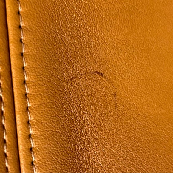 Vintage Coach Camel Leather Shoulder Bag - Picture 7 of 7